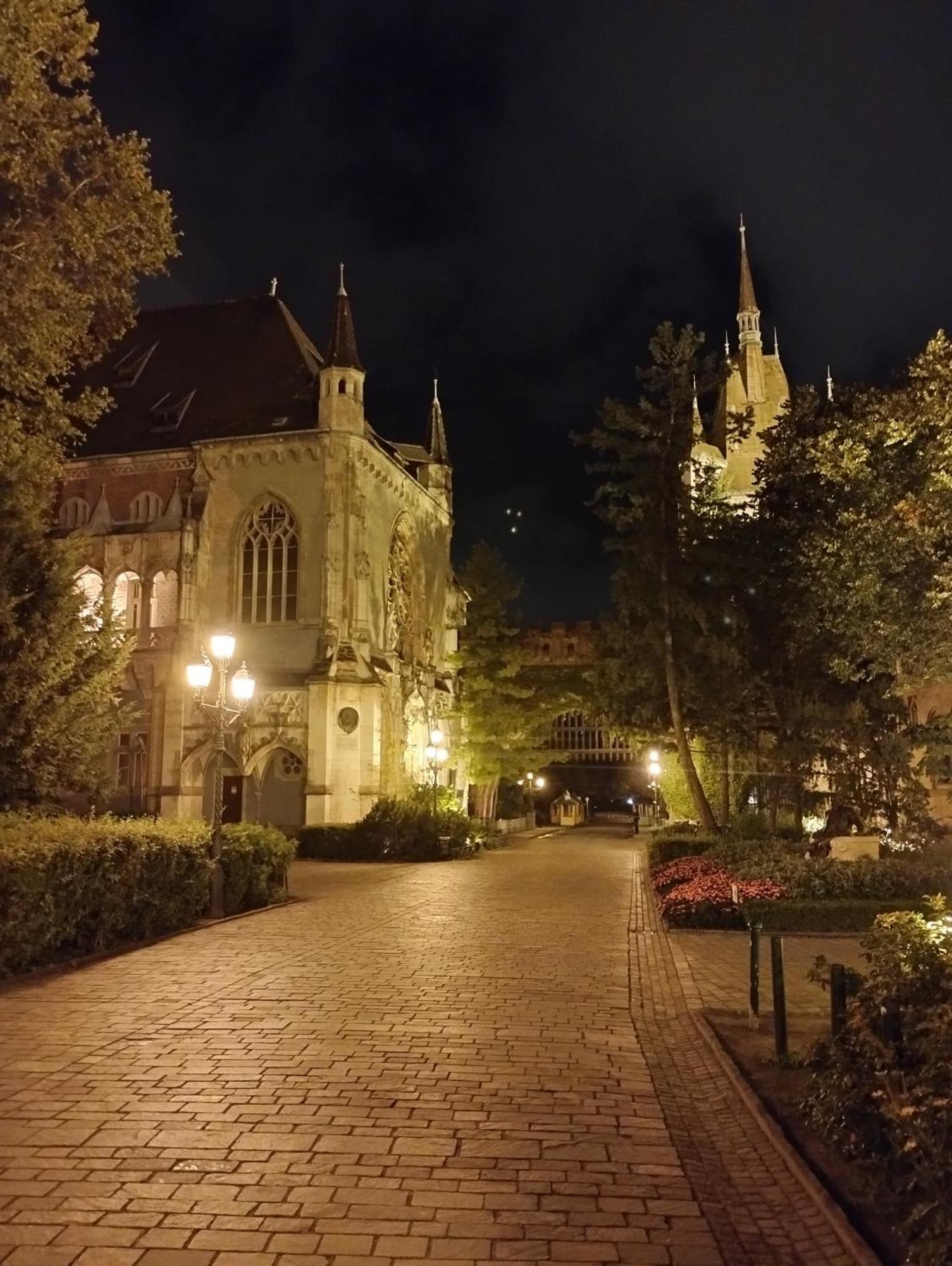 Free Parking, Balcony, Near To City Park Budapest Exterior foto